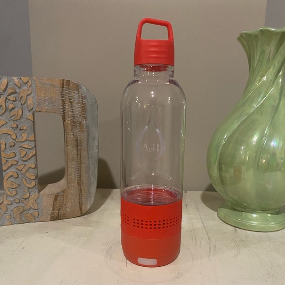 NIB H2Audio Bottle Speaker - Picture 6 of 8